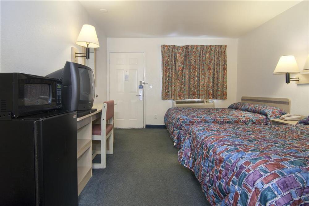 Motel 6-Roseville, Mn - Minneapolis North Room photo